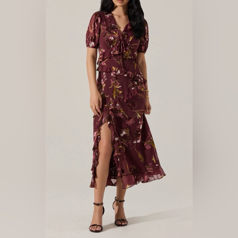 ASTR The Label Bennet Floral Tiered Dress Size:S $178